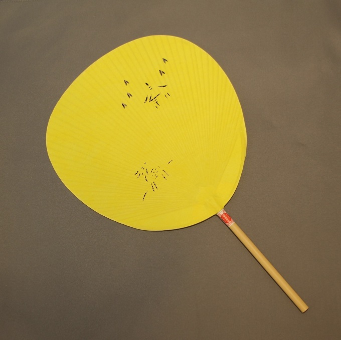 奈良団扇（並鹿）黄