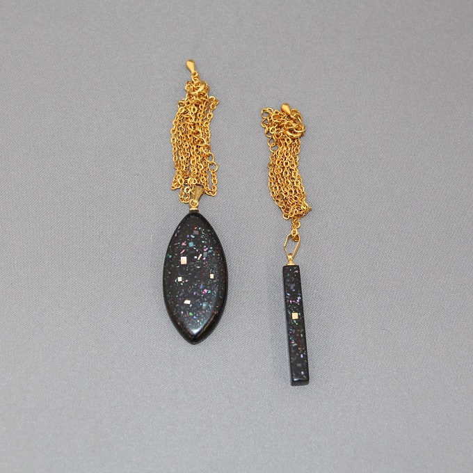 螺鈿アクセサリー(金色チェーン)